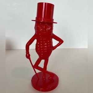 Vintage Mr. Peanut Bank and 3 Mugs